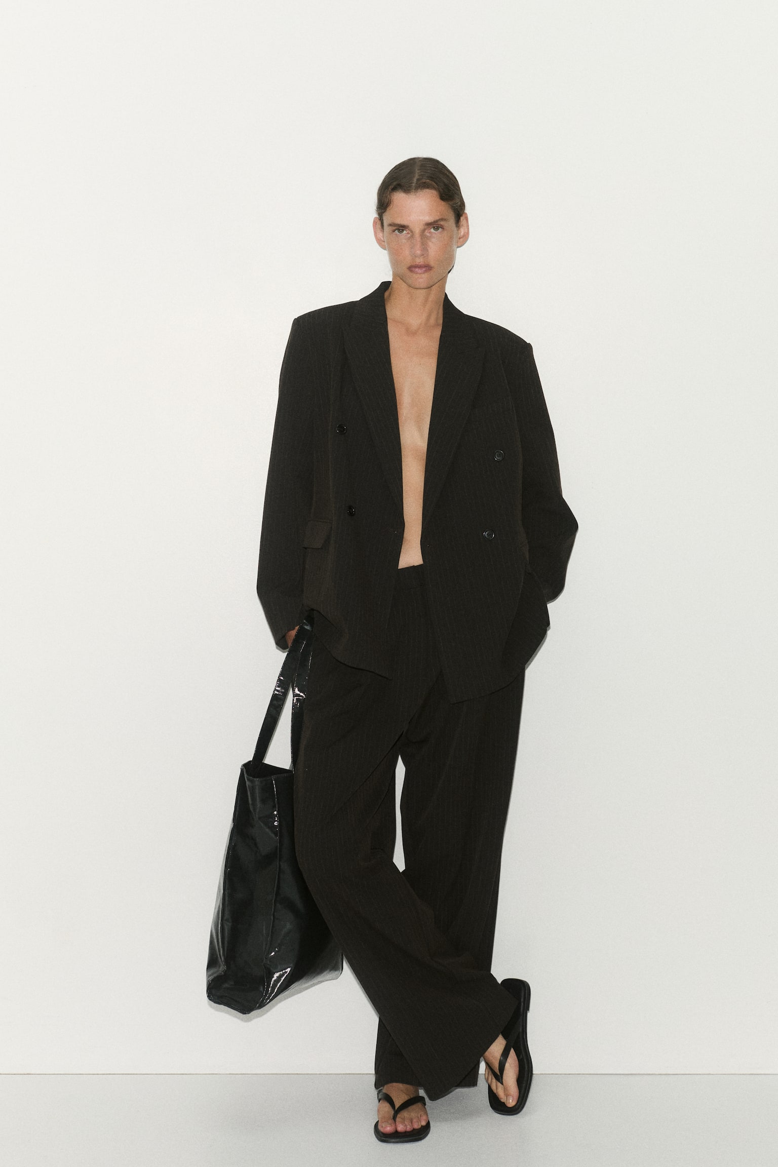 Wide tailored trousers - Dark brown/Pinstriped - 1