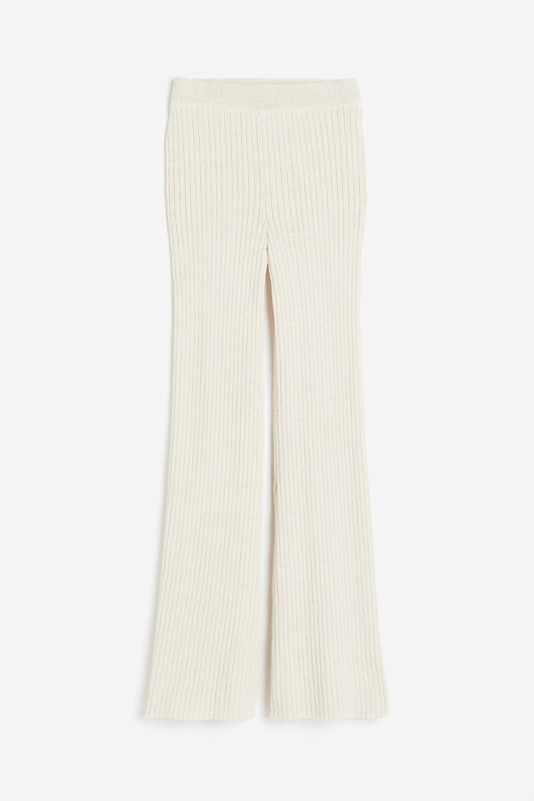 Zvonaste pantalone od rebrastog pletiva