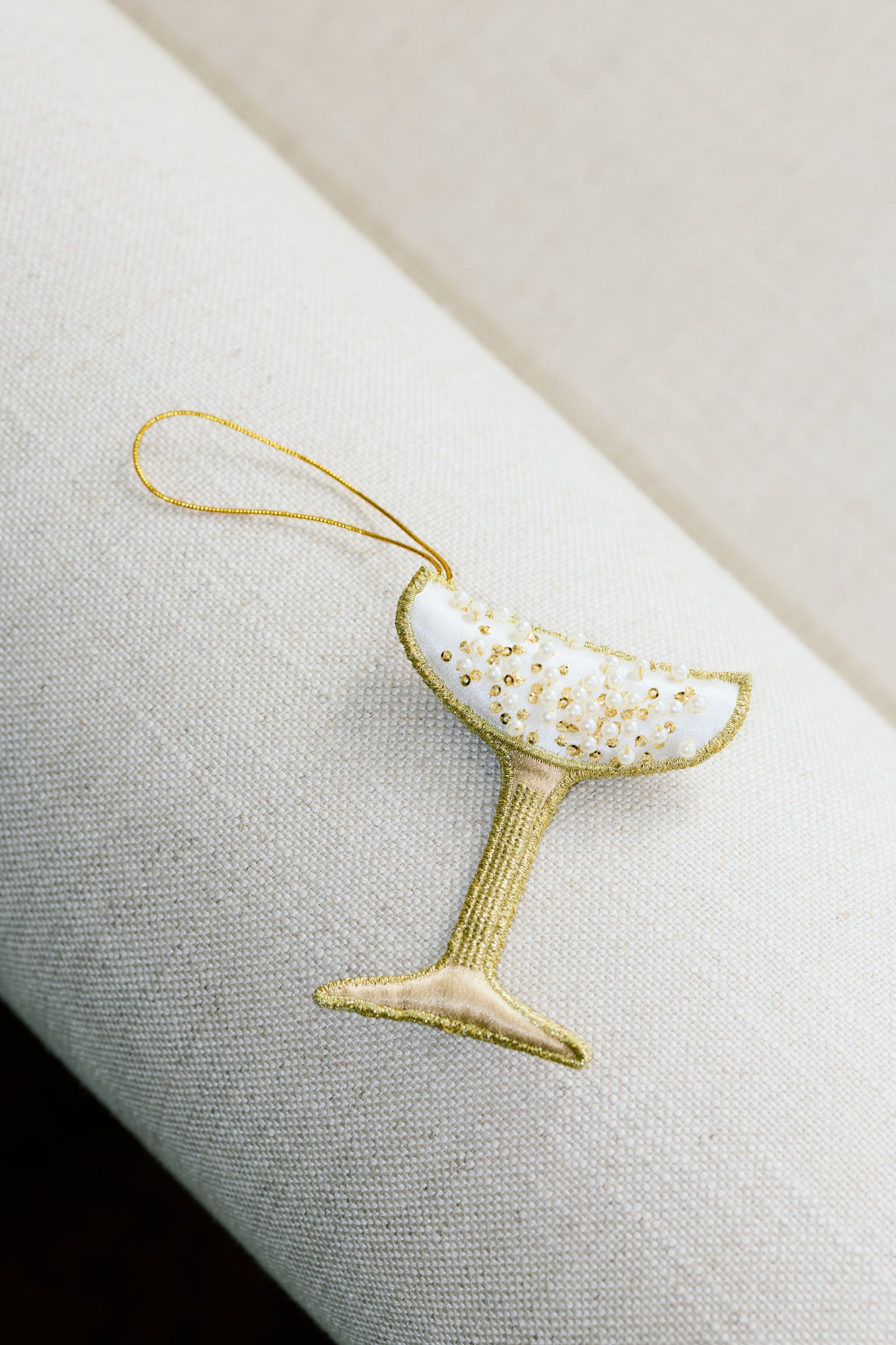 Embellished Christmas tree decoration - Gold-coloured/Coupe/Red/Lobster/Red/Caviar/Silver-coloured/Clam/White/Star/Green/Christmas tree/Red/Bon-bon/Dark green/House/Red/Car/Silver-coloured/Bow/Green/Bon-bon/Gold-coloured/Pineapple - 2