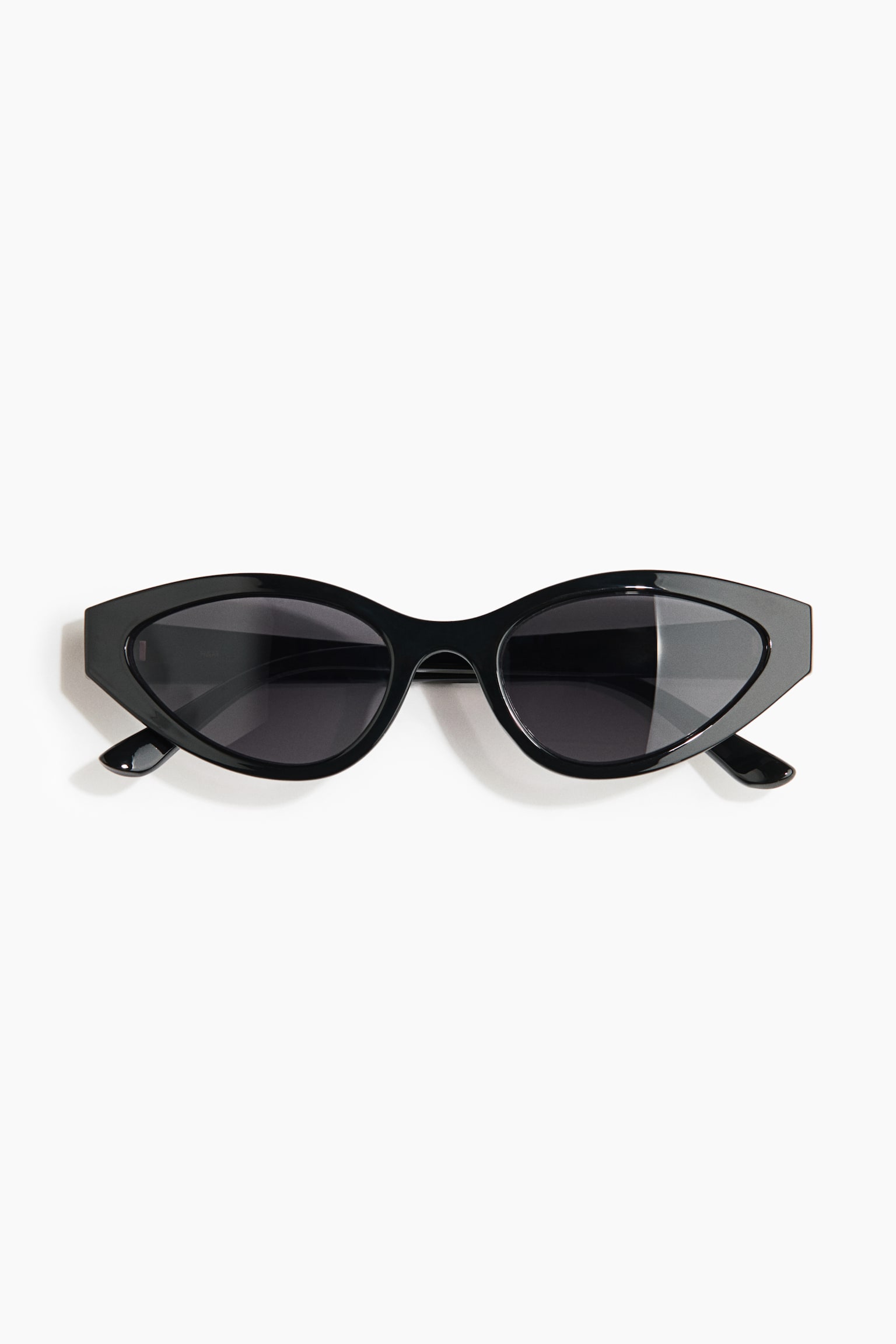 Cat-Eye Sunglasses - Black/Brown/tortoiseshell pattern - 1
