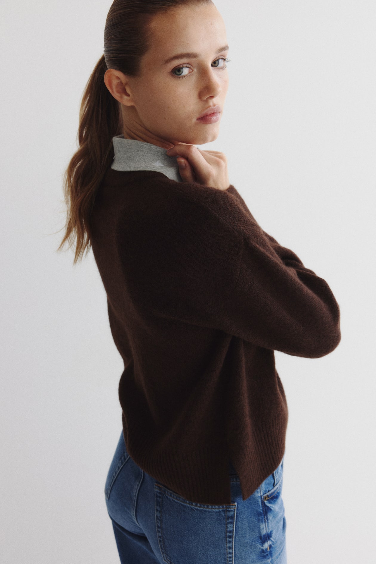 Sweater - image 4