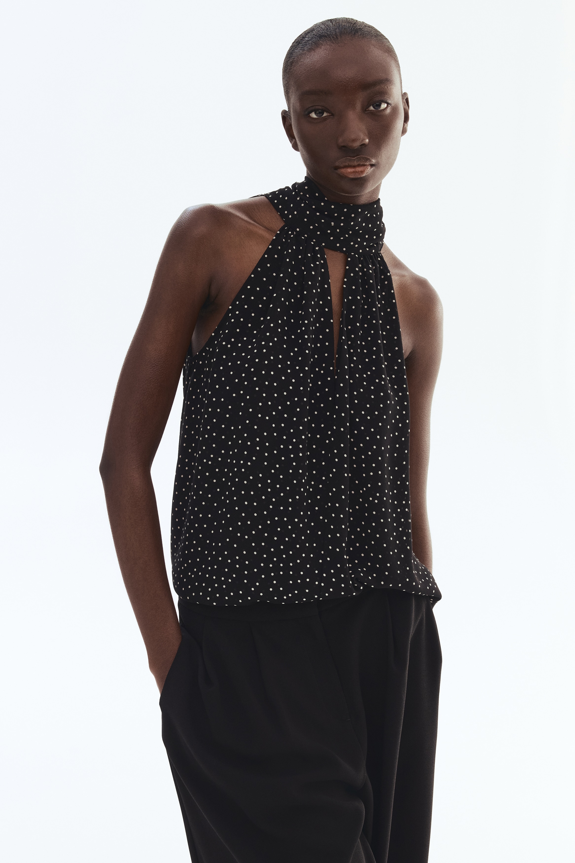 Women's Black Scarf-collar top | H&M IN