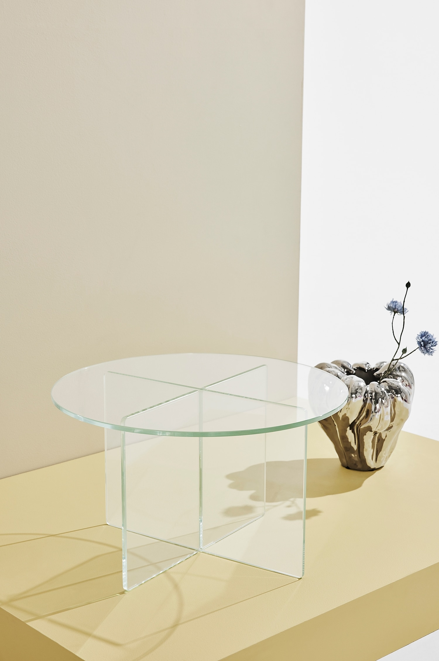 Iris Glass Side Table - Clear Glass/Brown Lenses