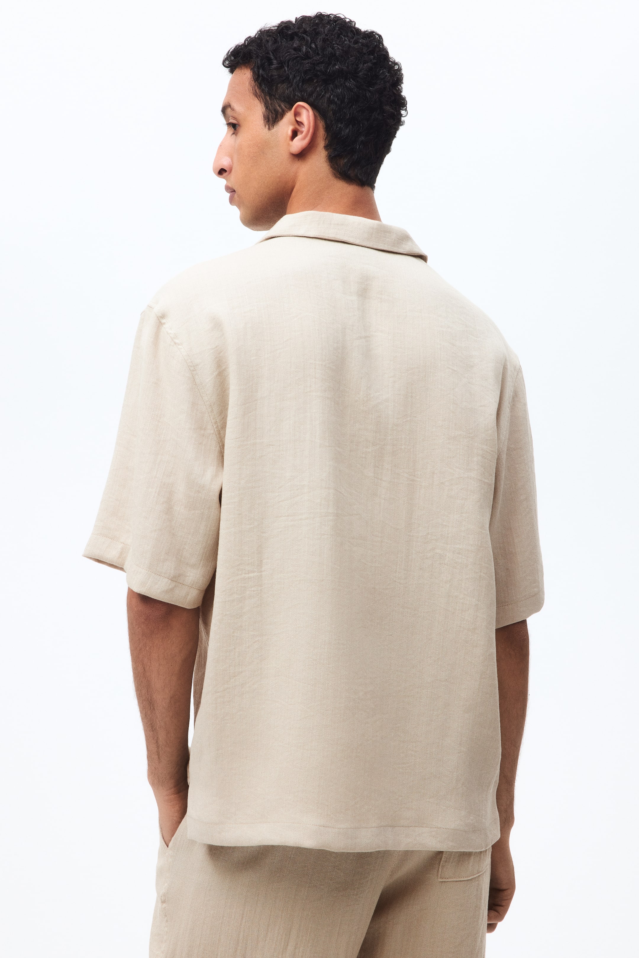 Chemise décontractée avec col cubain