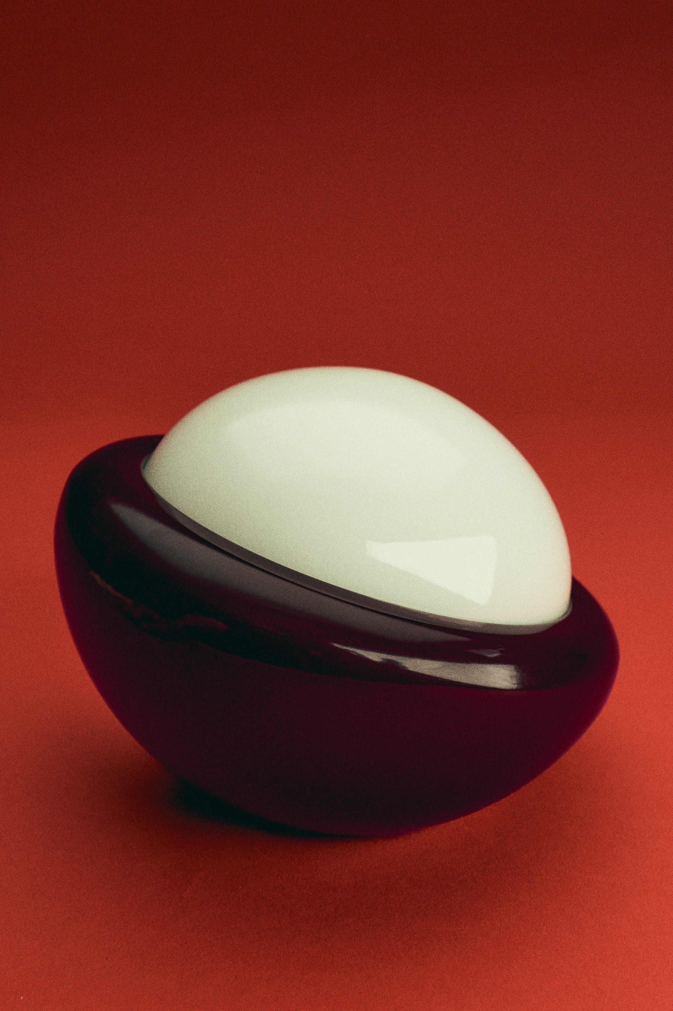 Lampe de table rechargeable - Rouge foncé/Argenté/blanc