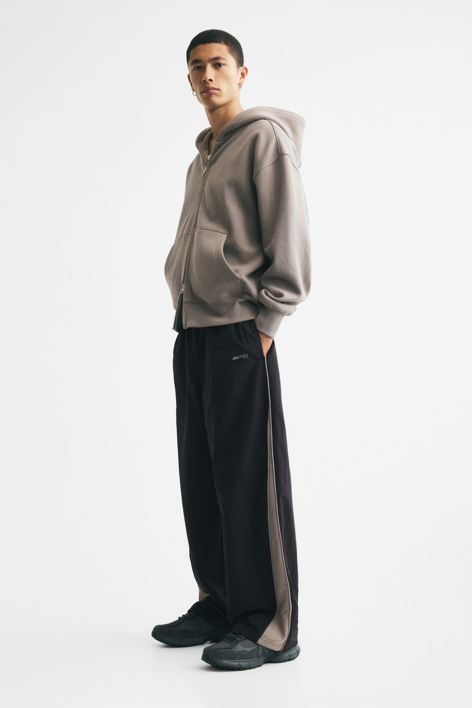 Мужские брюки H&M Loose-Fit Nylon Track, цвет: Чёрный — фото 5