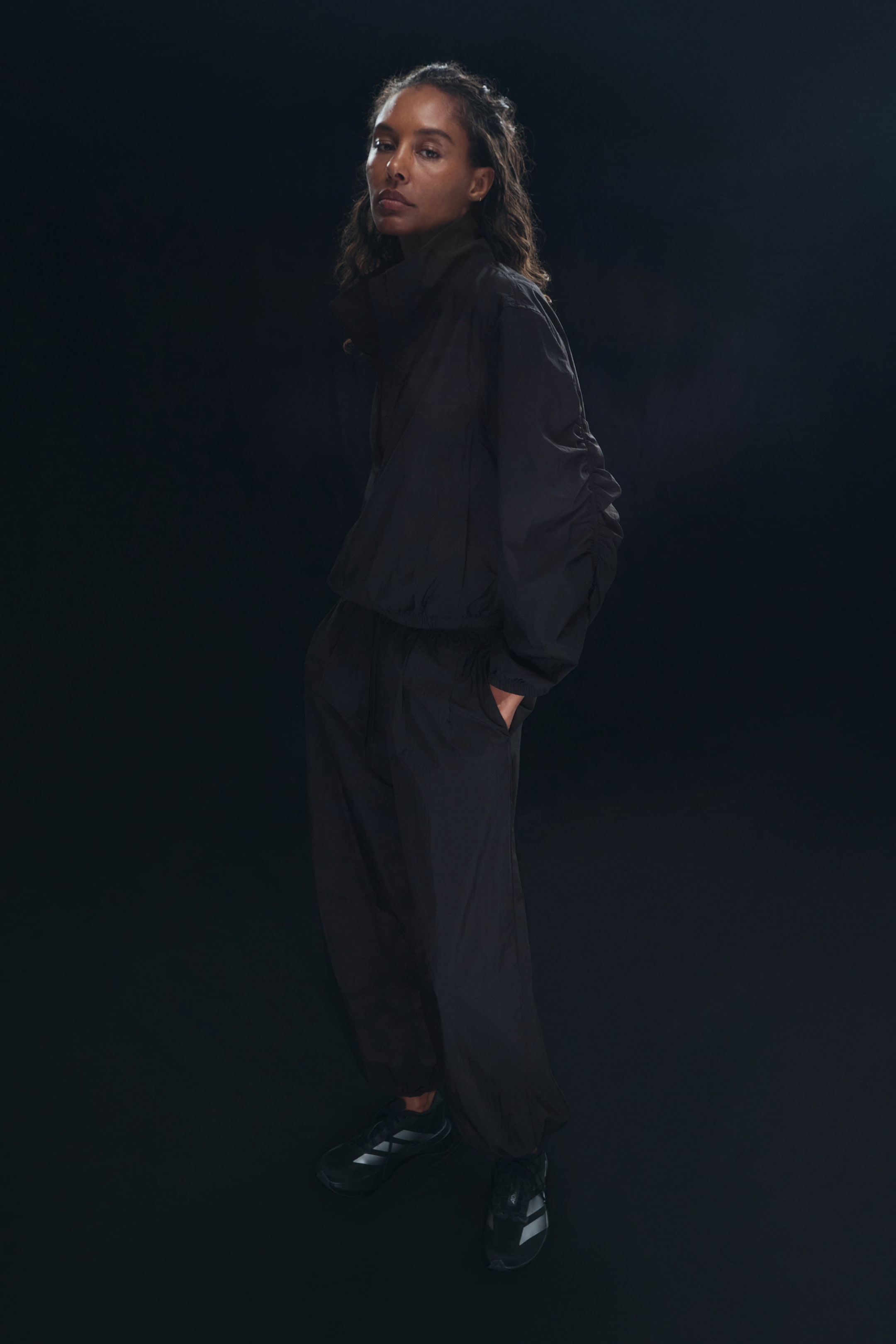 Женские куртки H&M Activewear Jacket — фото 7