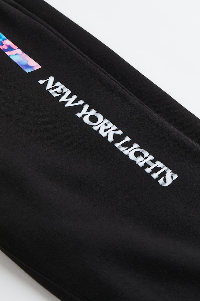 Relaxed Fit Joggers - Black/New York Lights - 6