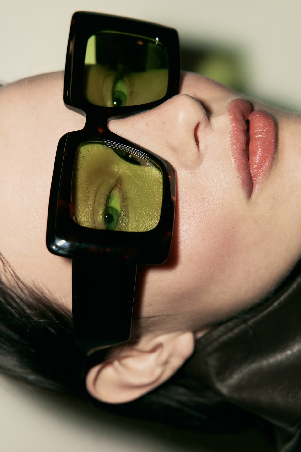 Square Polarized Sunglasses - image 3