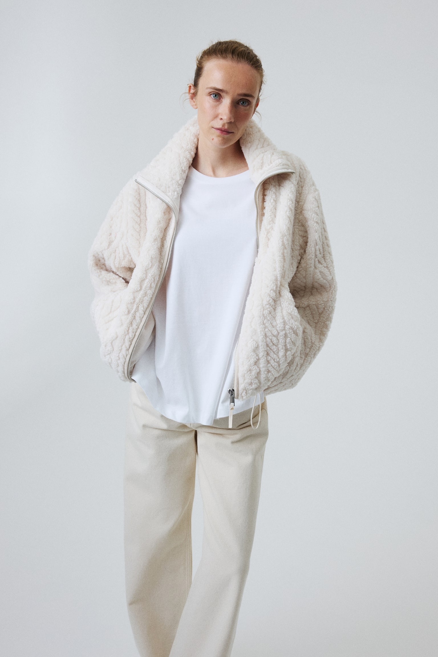 Женская куртка H&M Mama Before & After Babywearing Fleece, цвет: Кремовый — фото 3