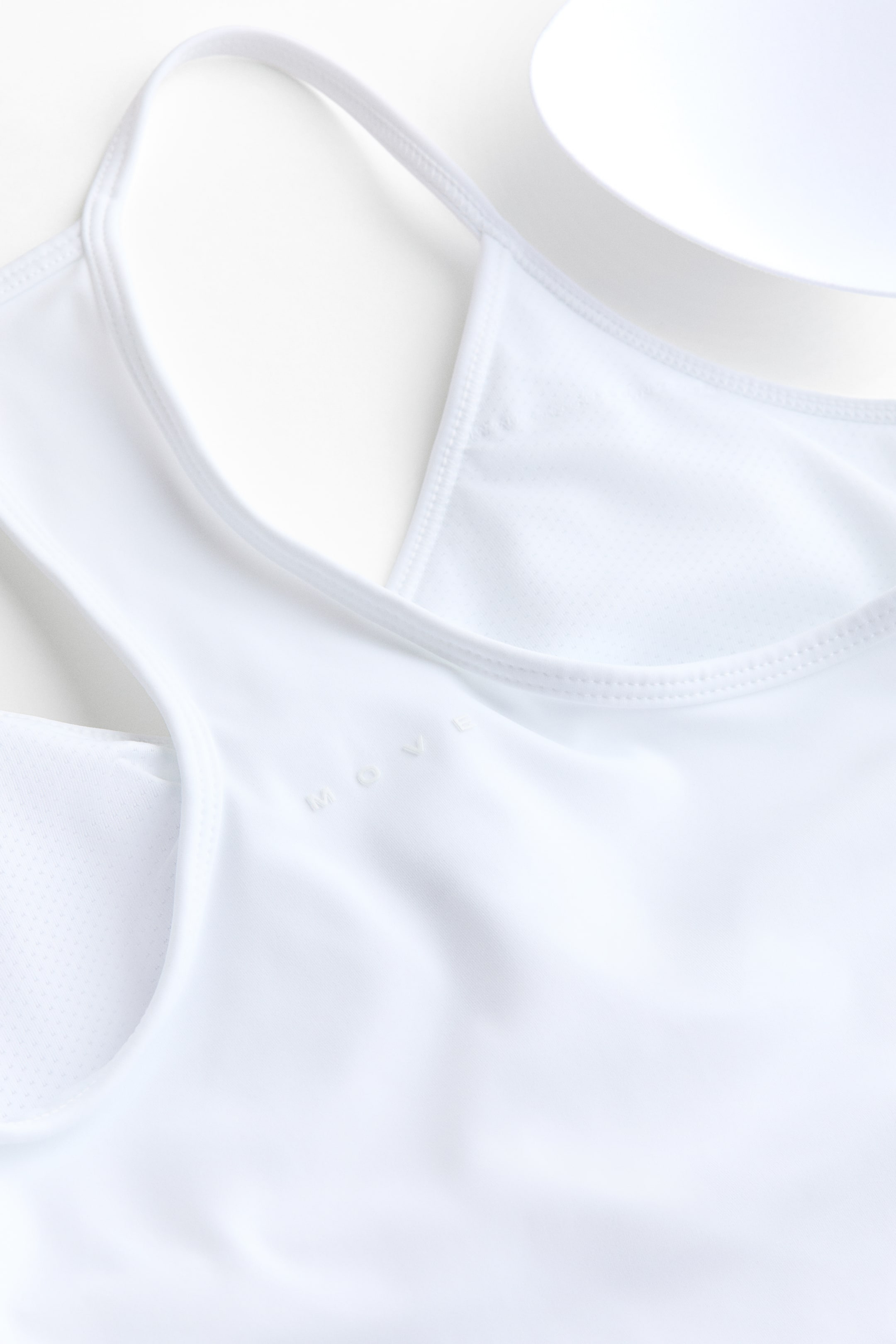 Shelf Bra Sports Tank Top with SculptMove™