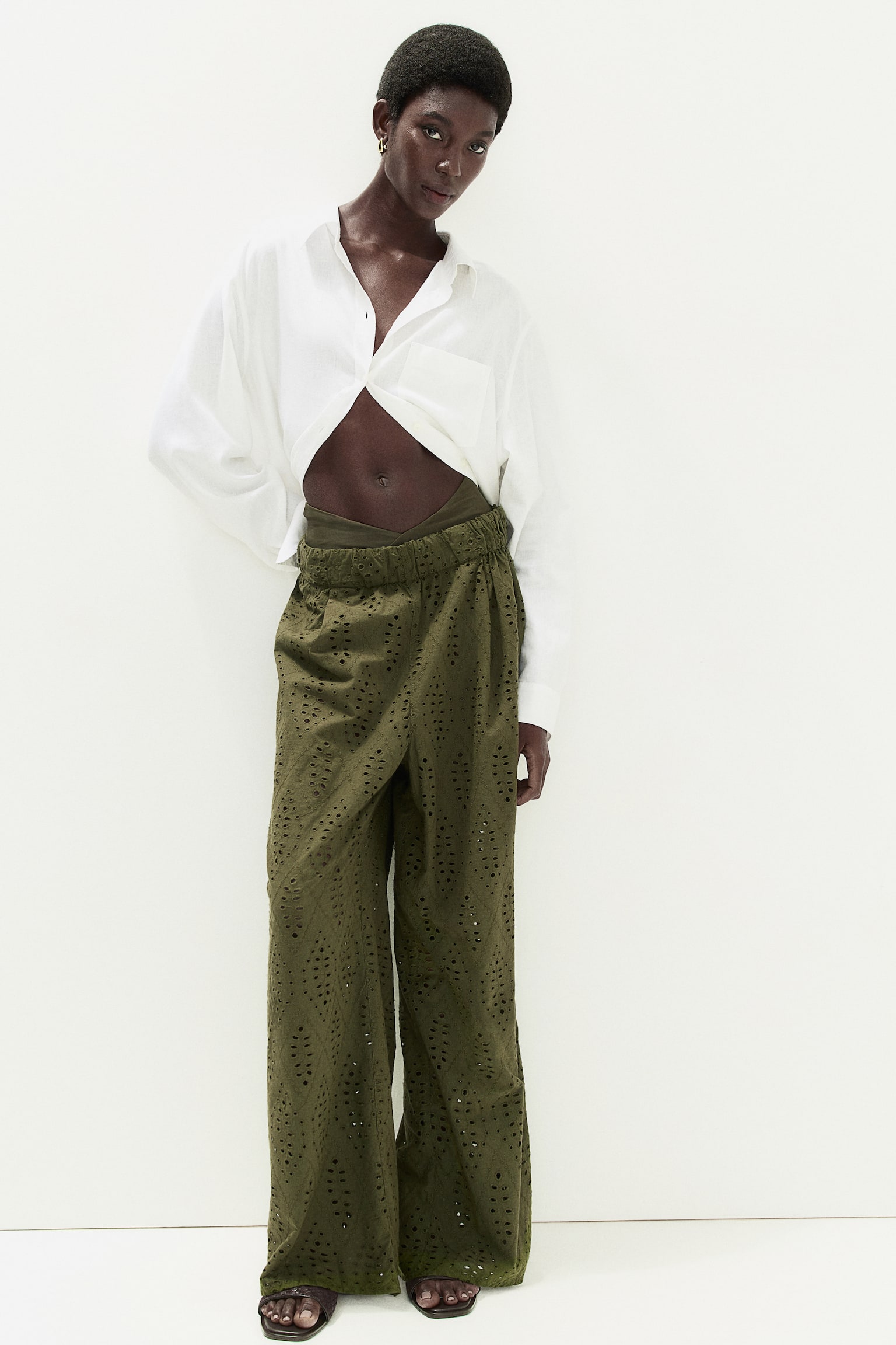 Broderie Anglaise Pants - Dark khaki green - 4