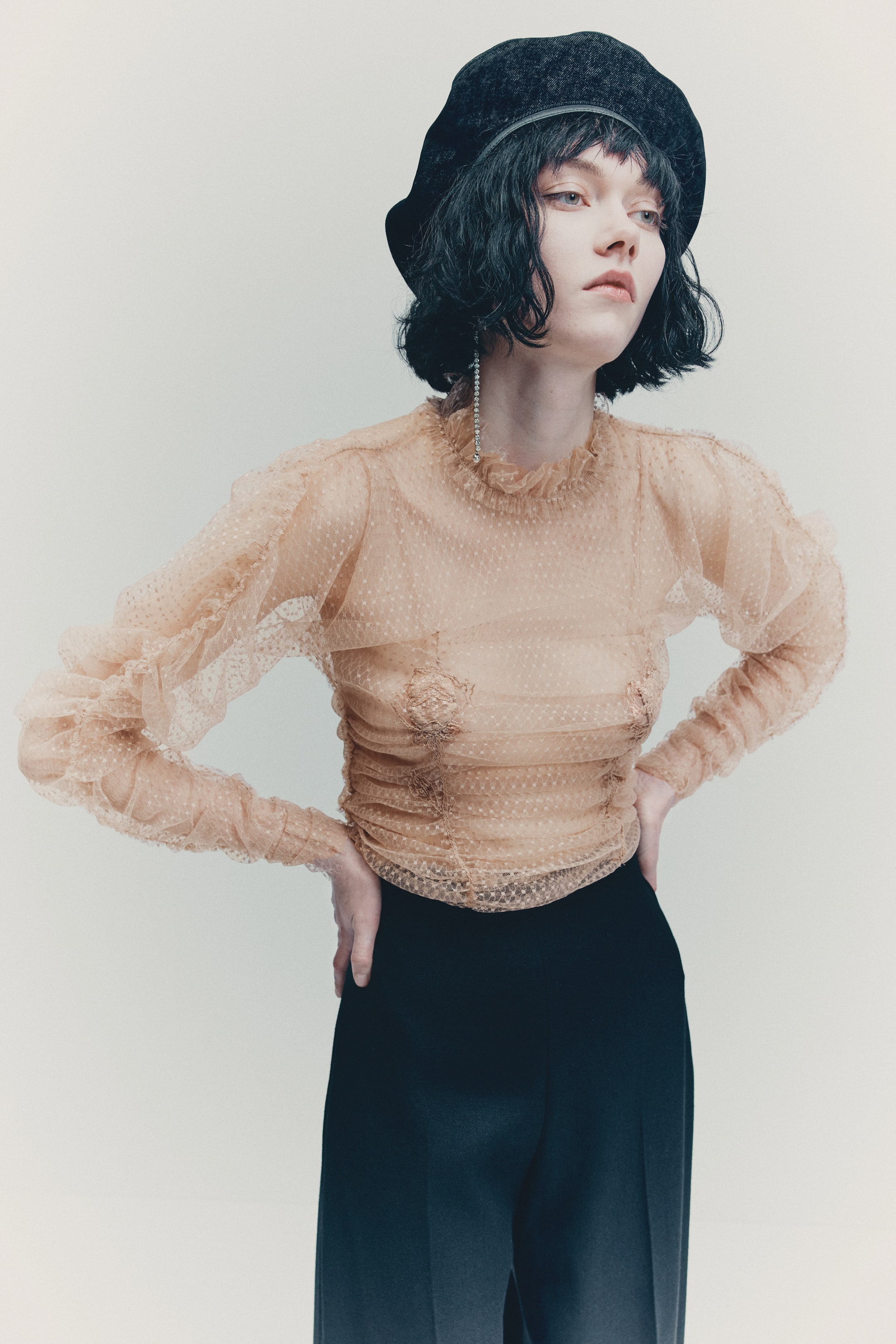 查看大圖: 刺繡網紗上衣 - 米色 - Ladies | H&M 2