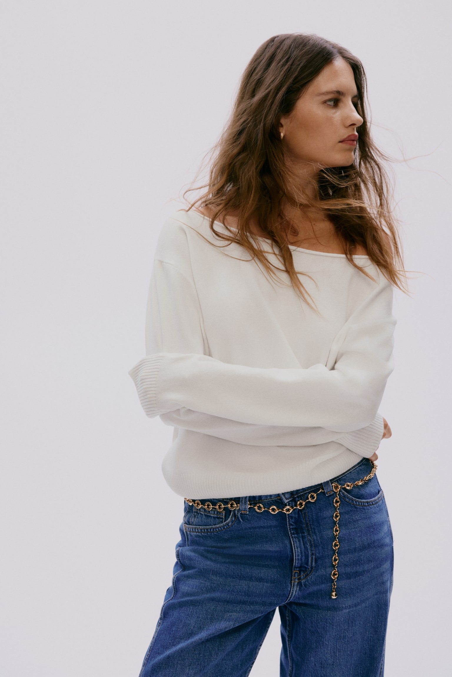 סוודר עם כתפיים חשופות - White/צהוב בהיר/ורוד בהיר/ירוק זית/כחול נייבי - 1