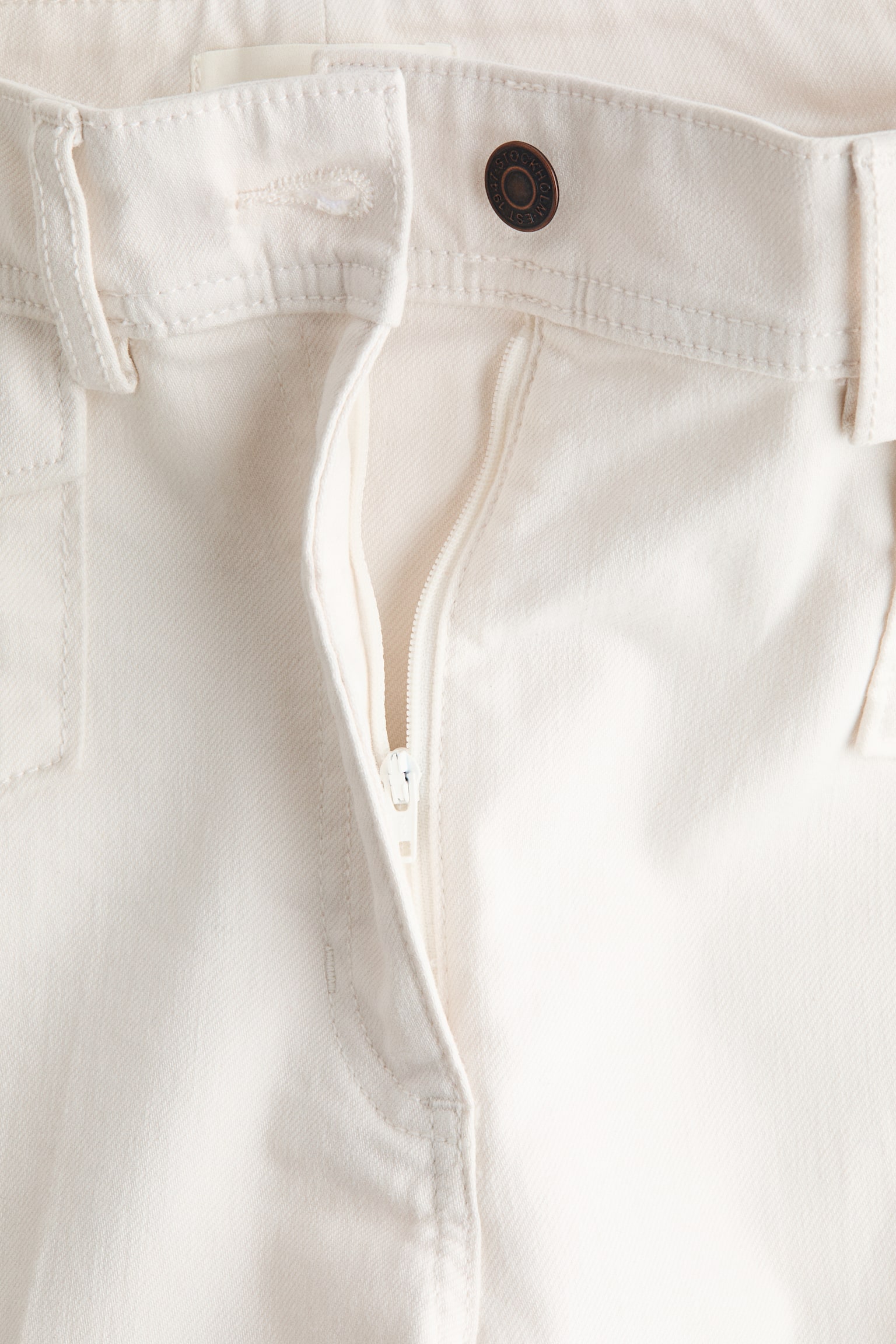 Pantalón tobillero con diseño acampanado - Blanco/Verde caqui - 2