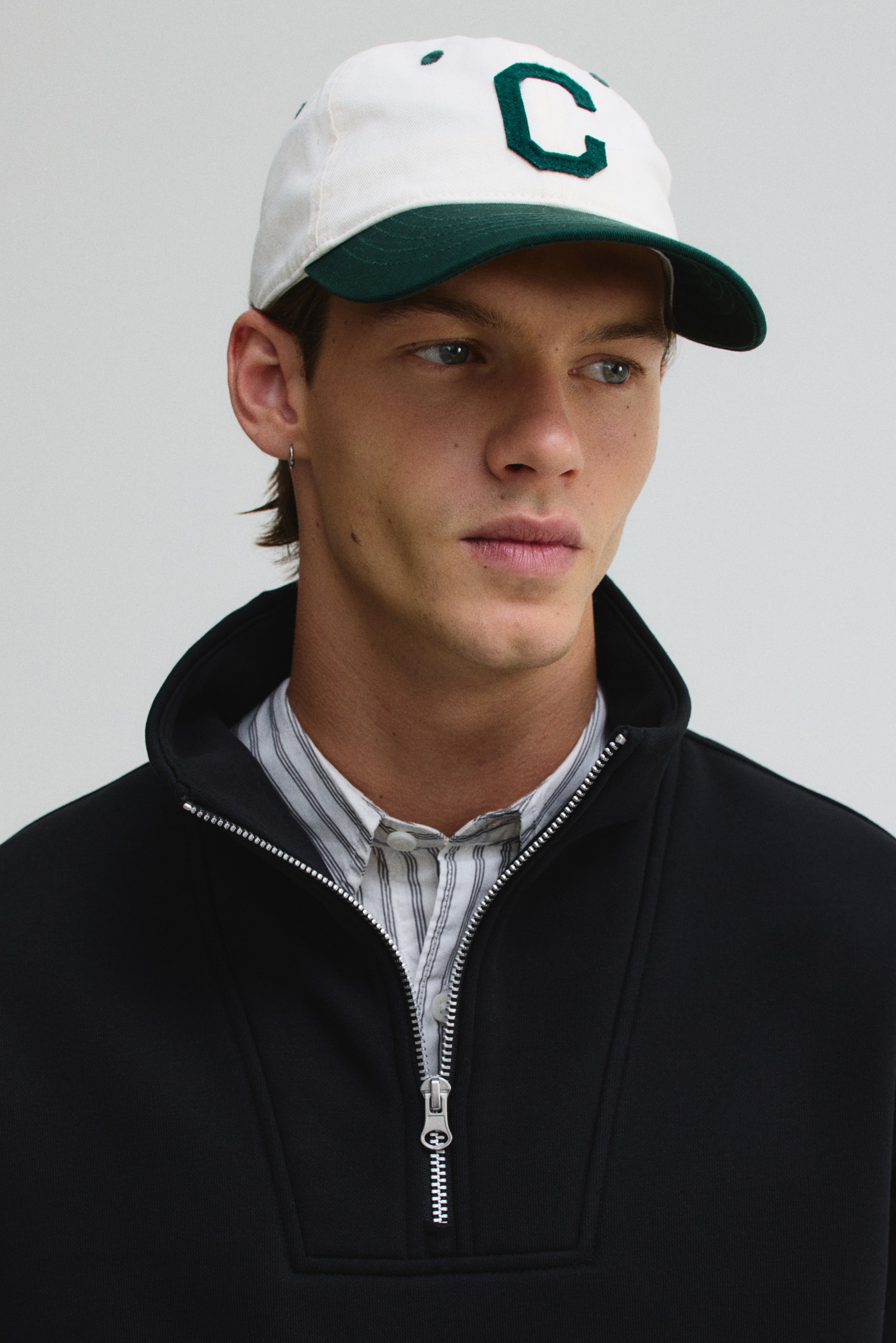 Regular Fit Zip-top sweatshirt