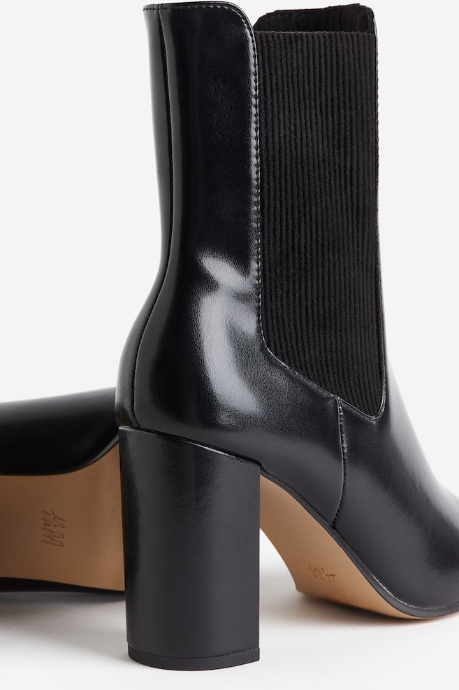 Heeled Chelsea boots - Black/Beige - 4