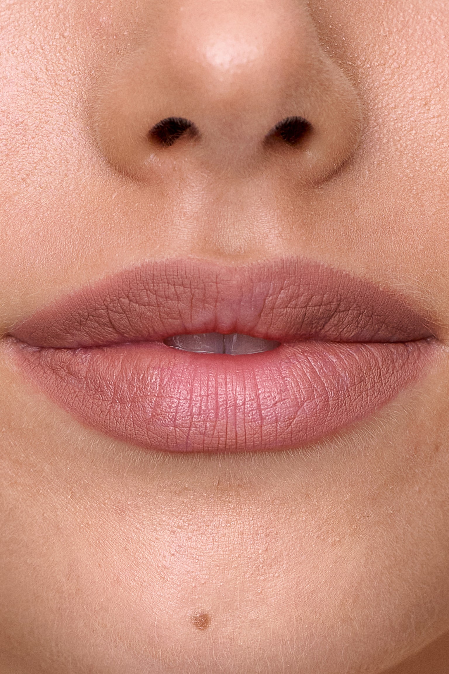Lip Liner - Barely There/Lou Lou/Chloé/Dream Bigger/Classic Red/Cindy - 2