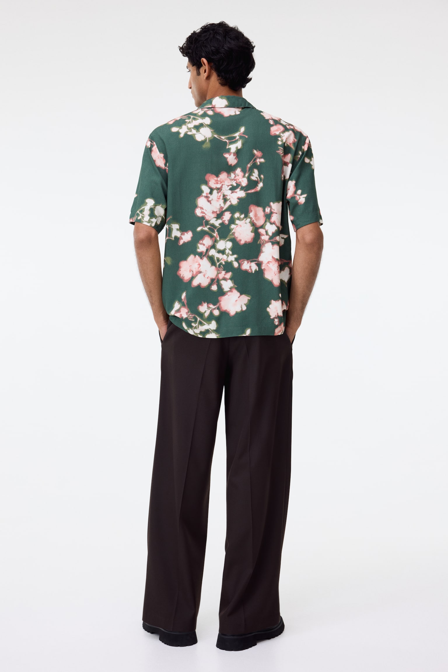 Áo sơ mi cổ hai ve có hoa văn Regular Fit - Màu xanh lá đậm/Hoa/Màu be nhạt/Hoa - 6