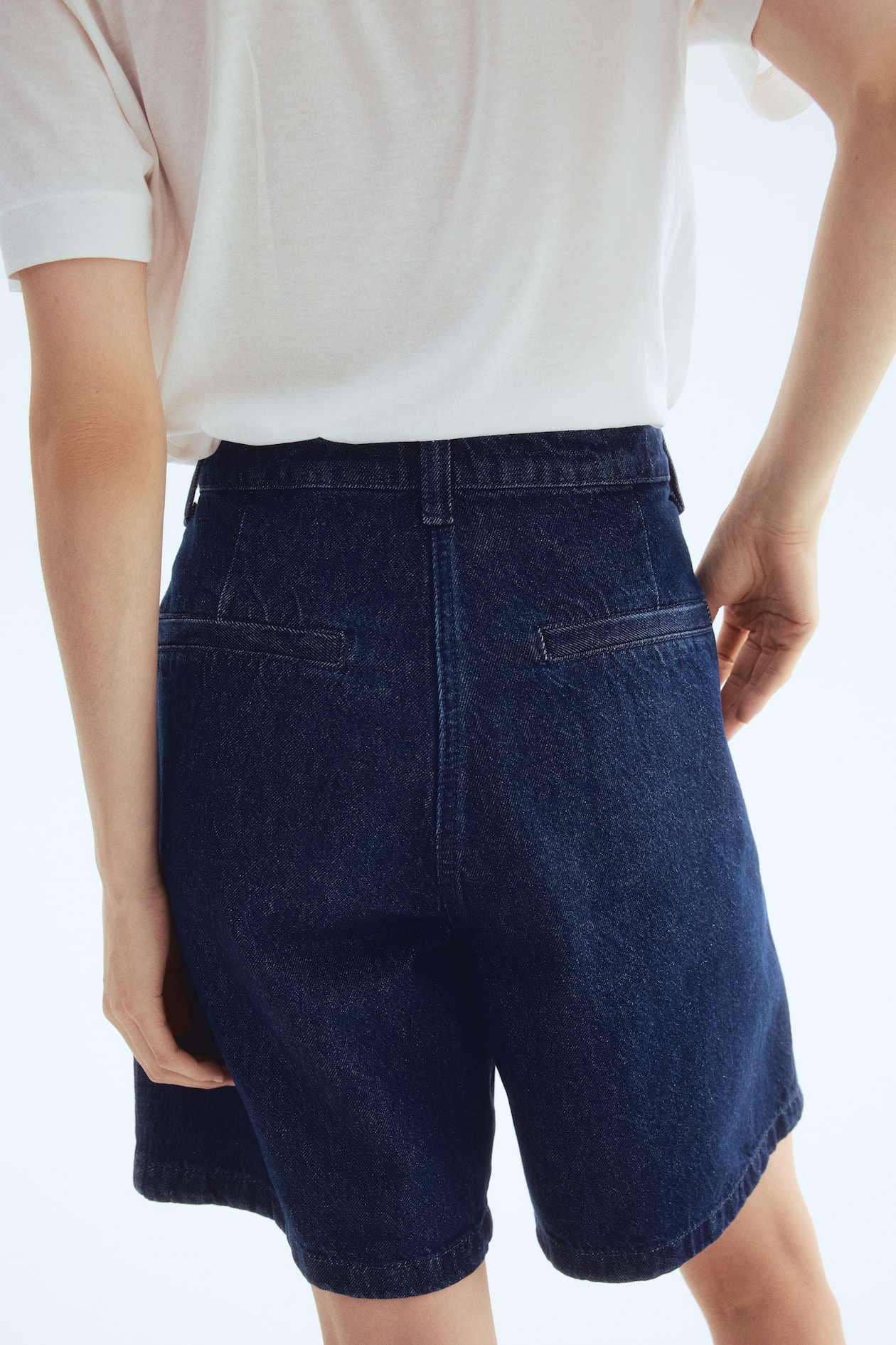 Pleated Denim Shorts - image 3