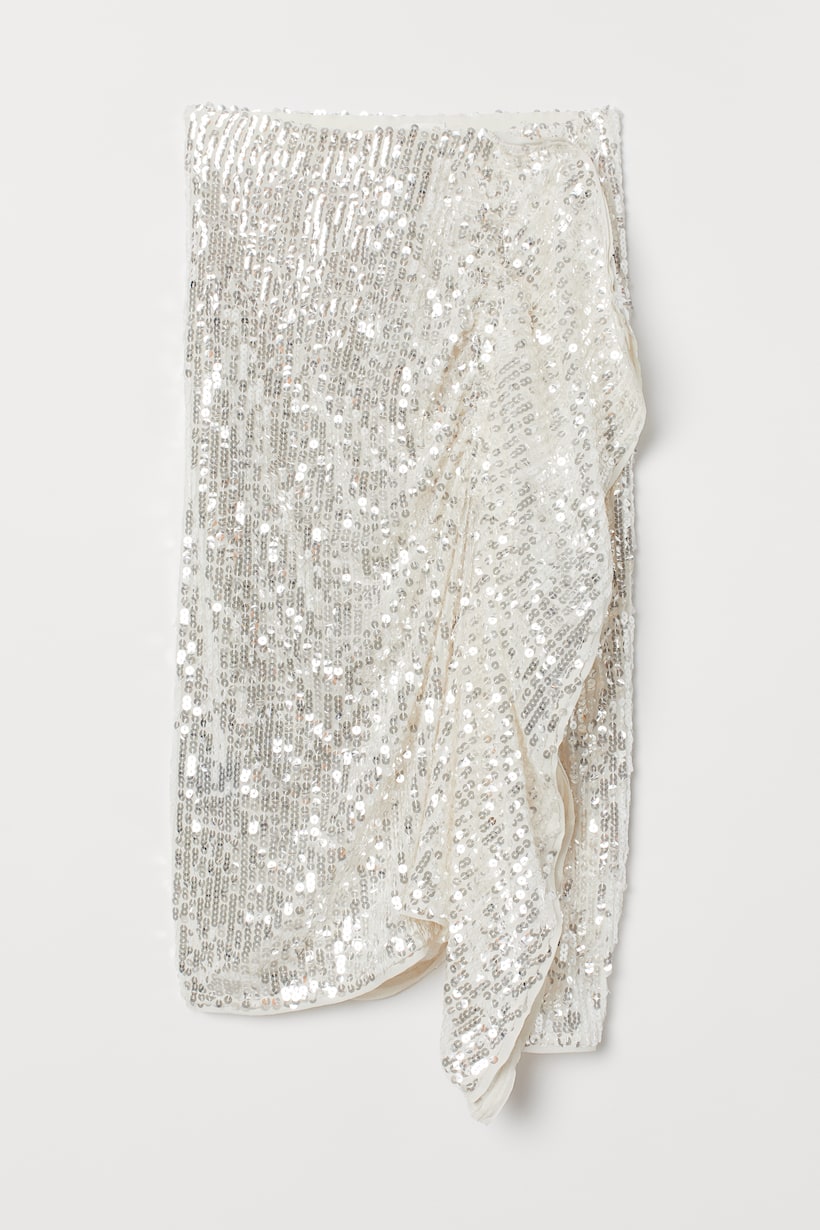 Que Mettre Avec Une Jupe Argentée | Strass Paillettes