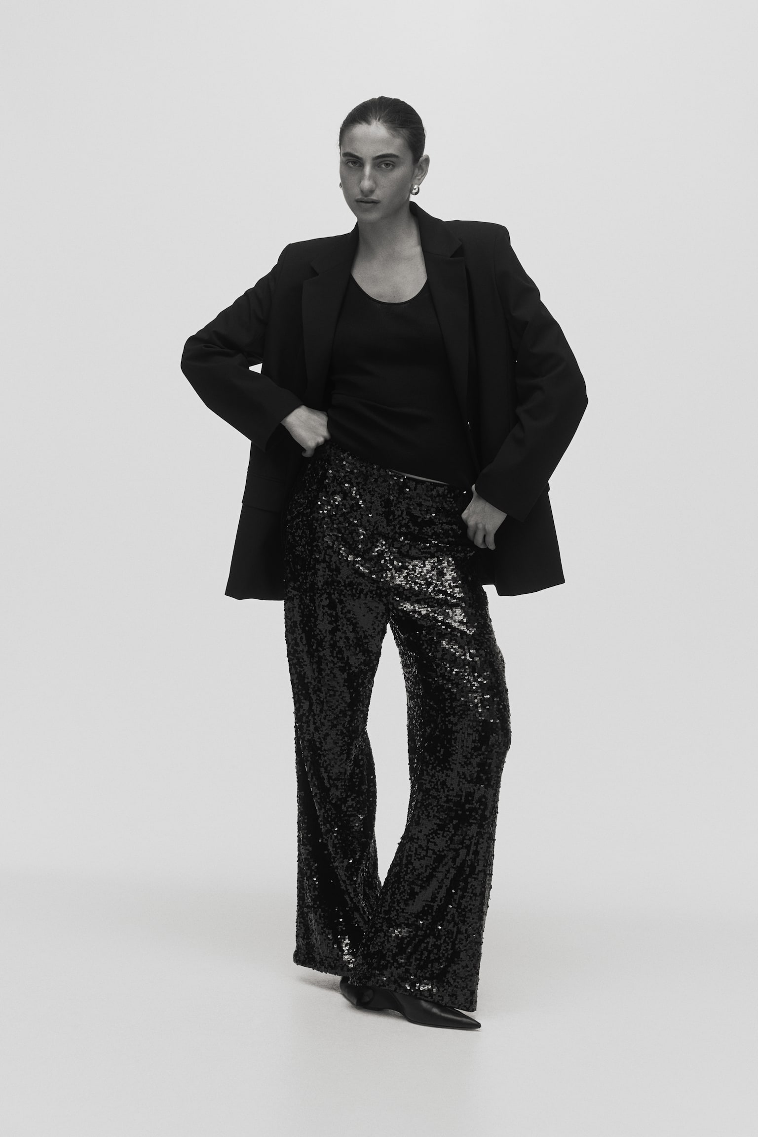 מכנסיים עם פאייטים - שחור - 4