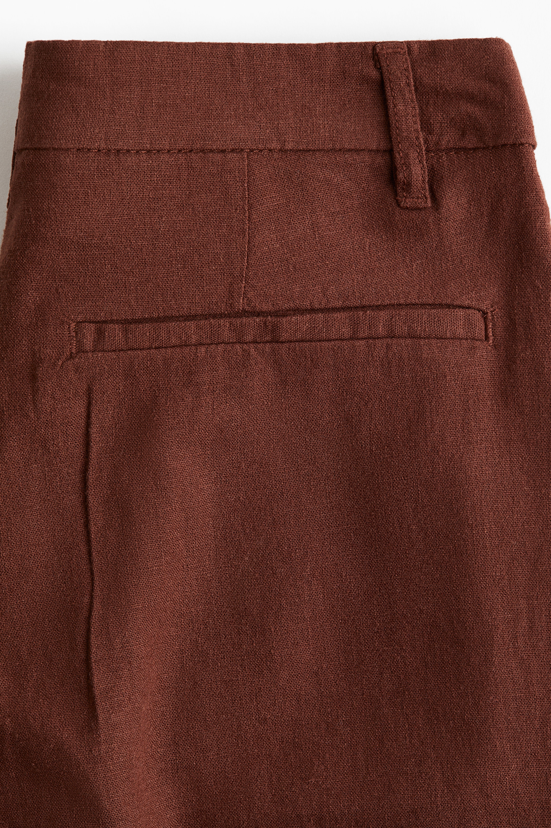 Knee-length linen-blend shorts