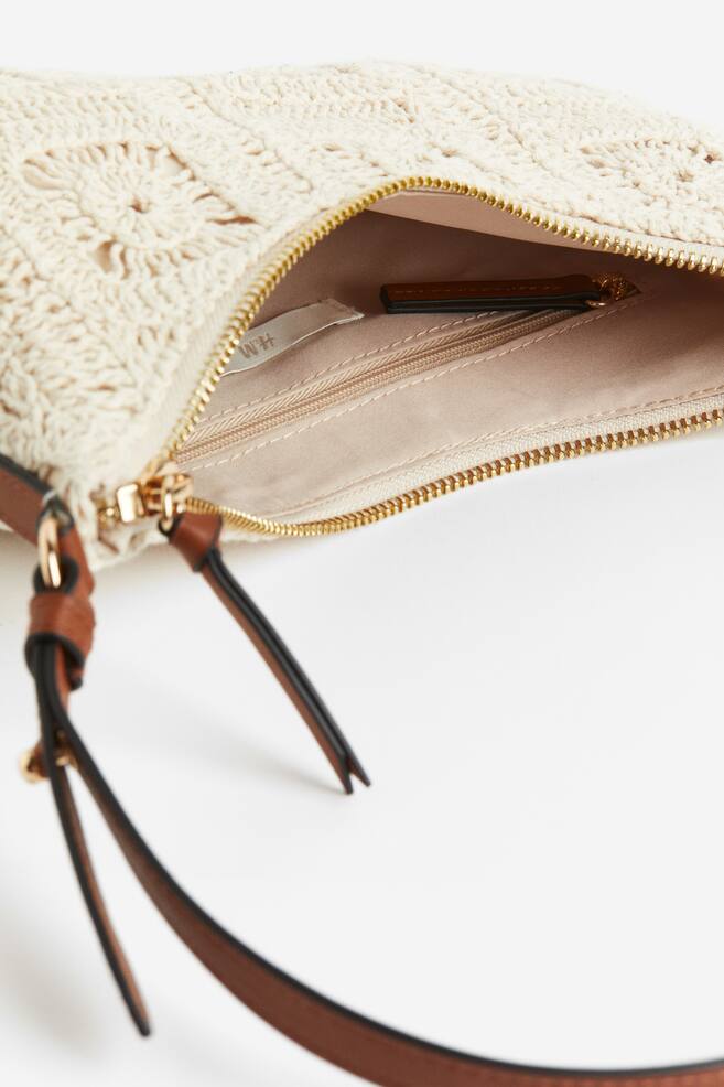 Crochet-look shoulder bag - Light beige - 5