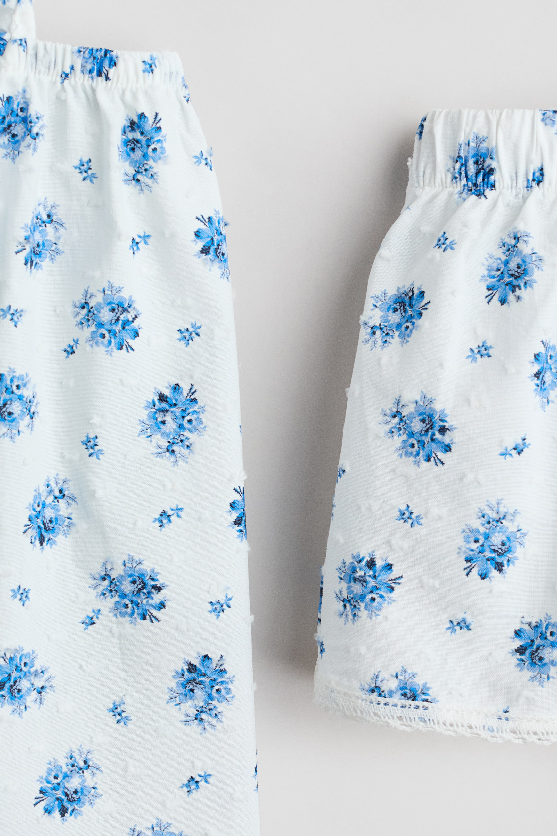 2-Piece Floral-Print Plumeti Set