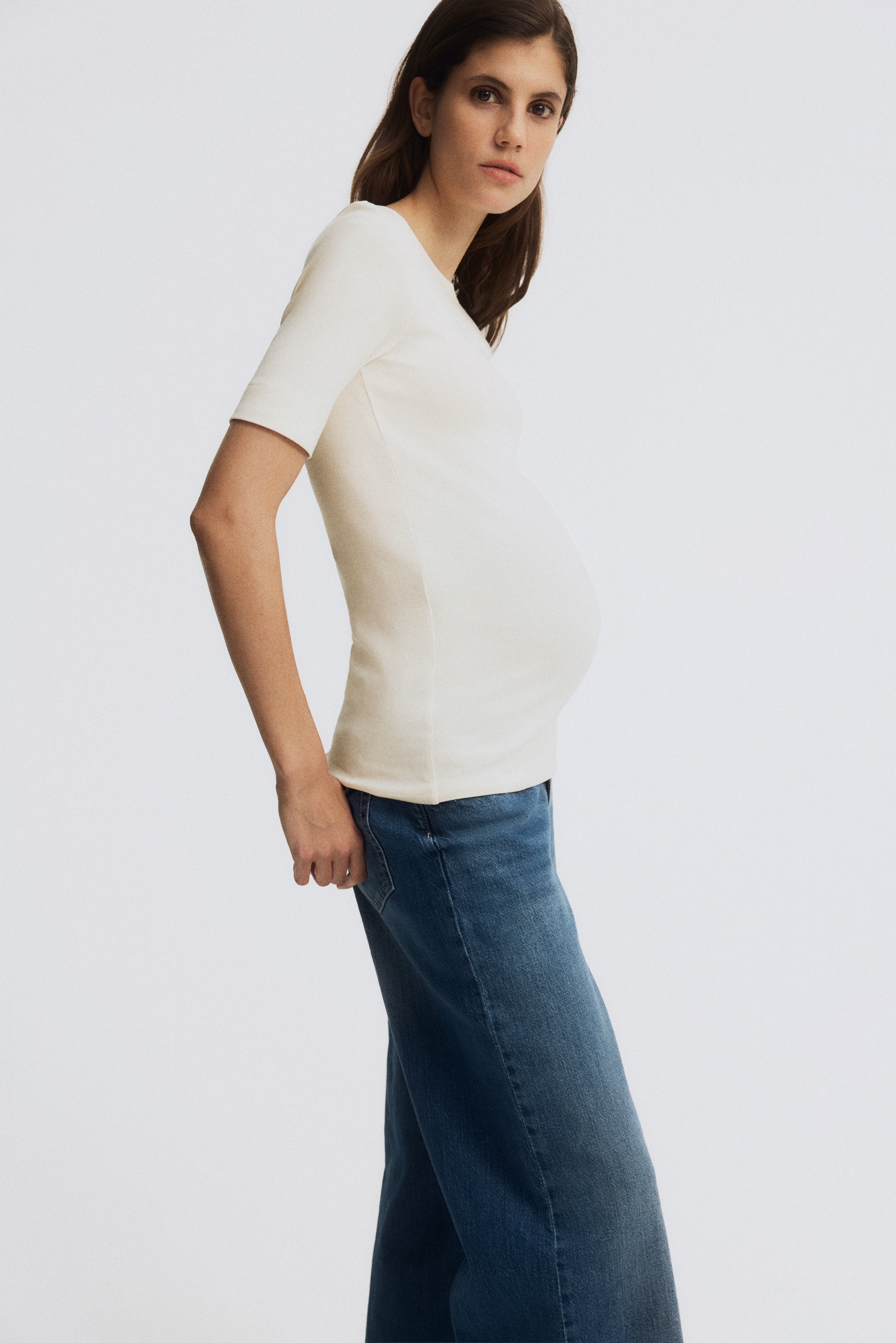 MAMA Fitted T-Shirt - Cream/Dark brown