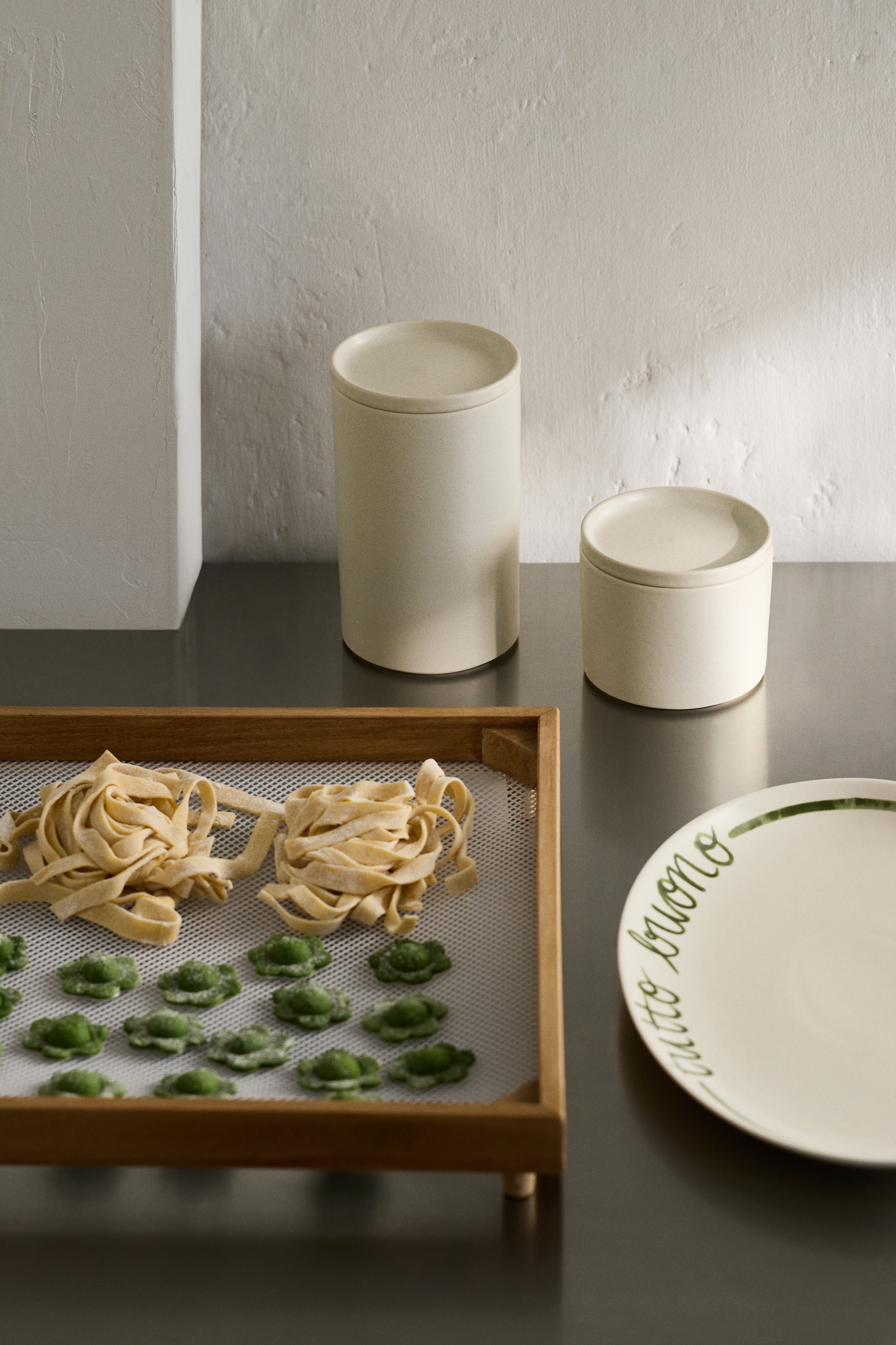 Petit pot avec glaçure réactive - Beige clair/Beige