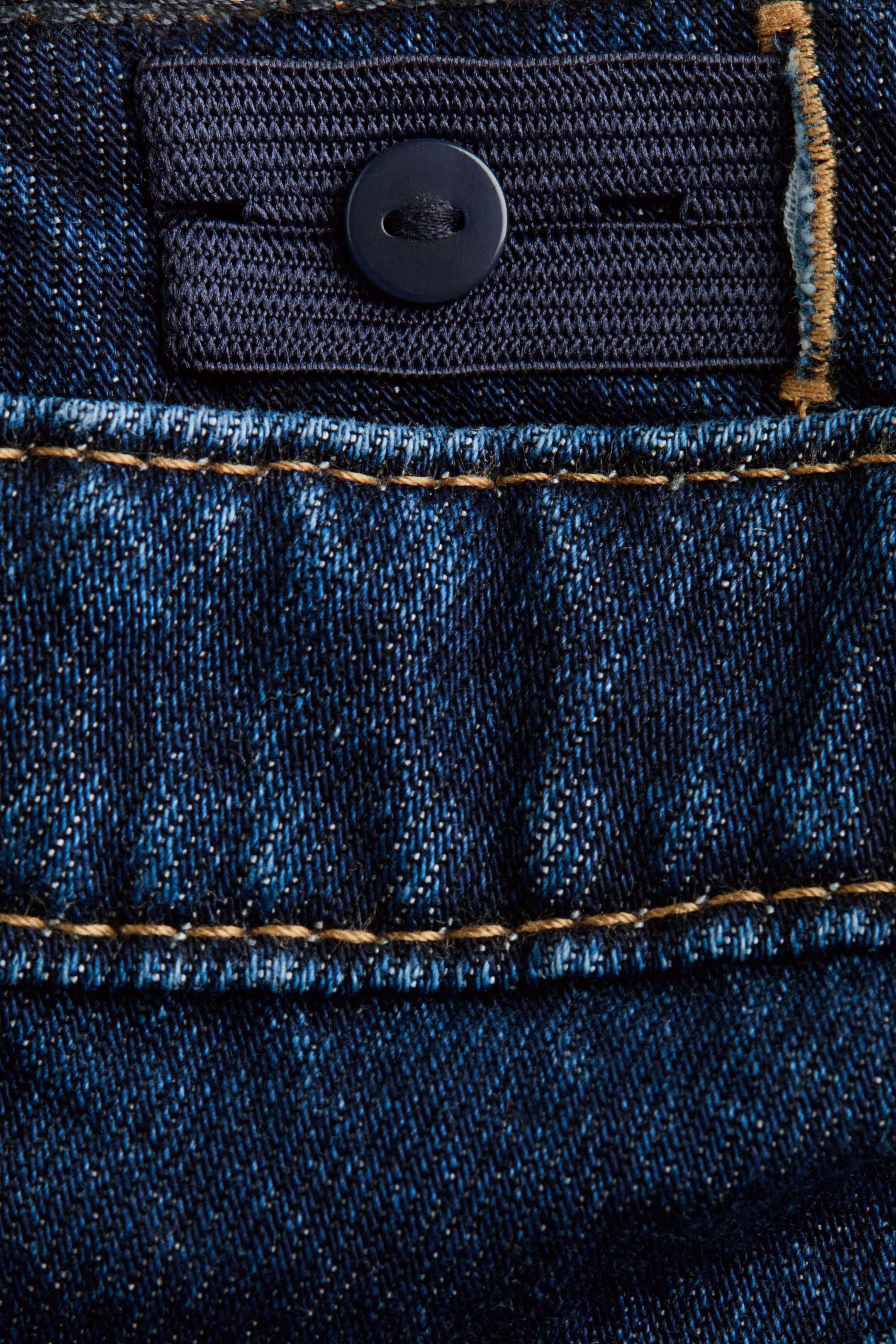 Loose-Fit Jeans