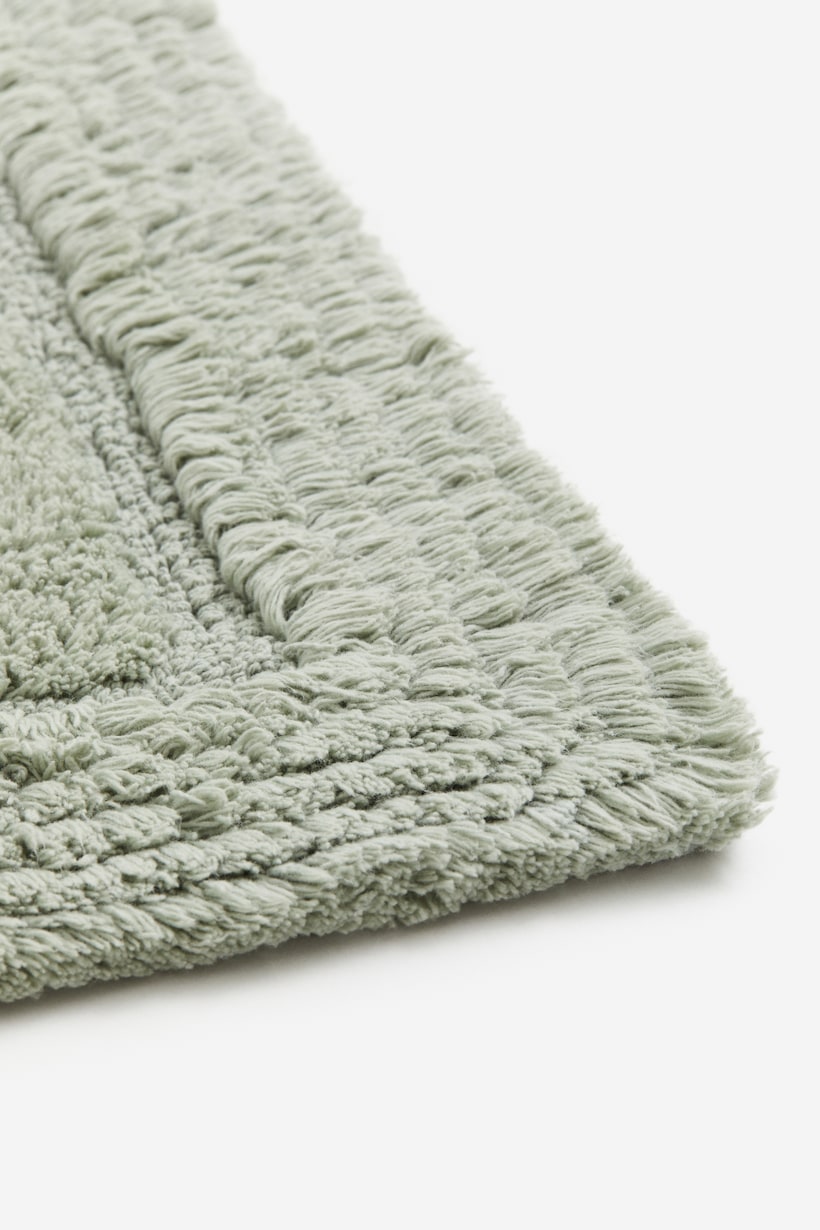 Tufted Cotton Bath Mat - Light green - Home All | H&M US