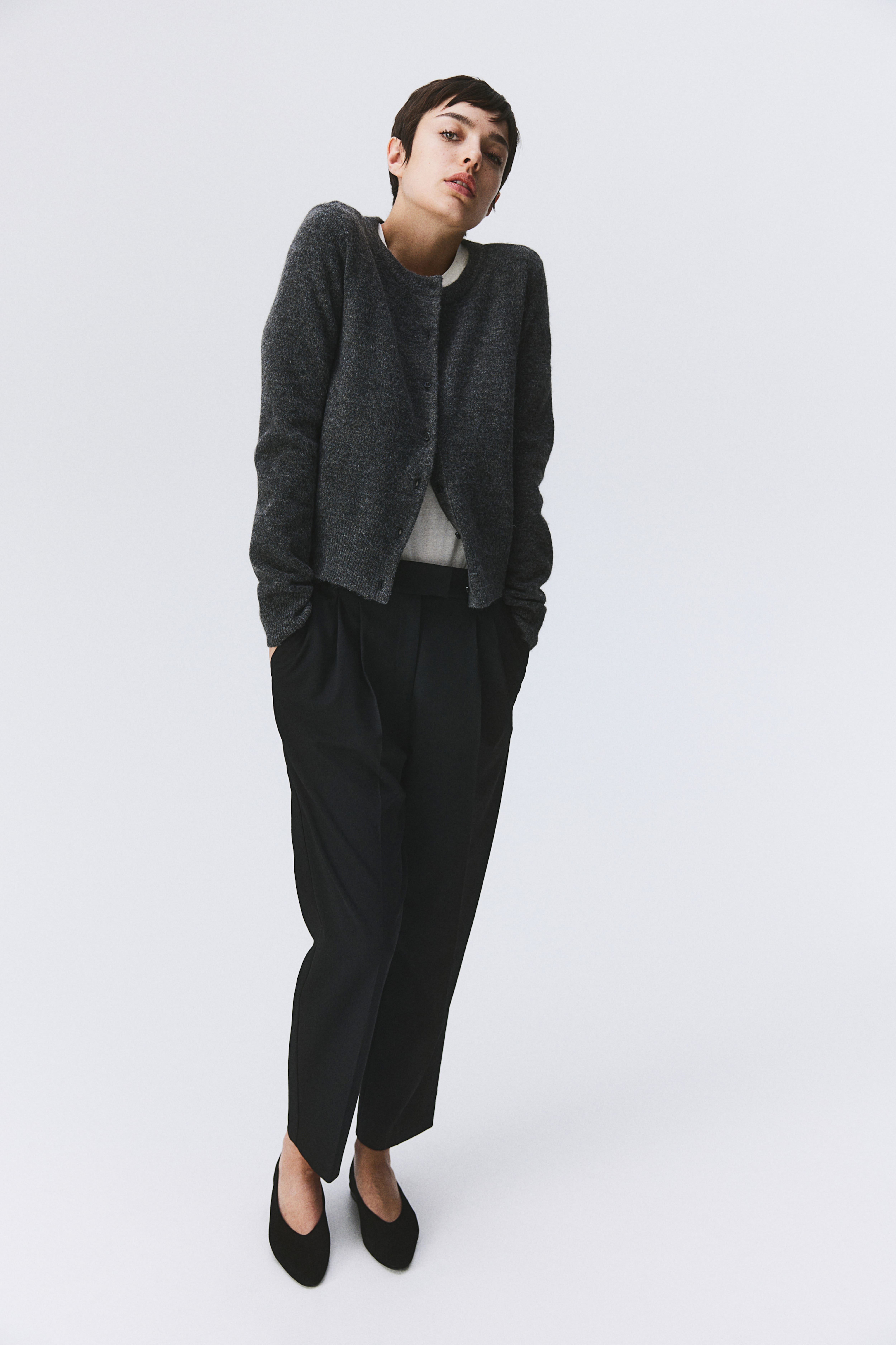 Ann Taylor Women's Black Cropped Pants | ShopStyle