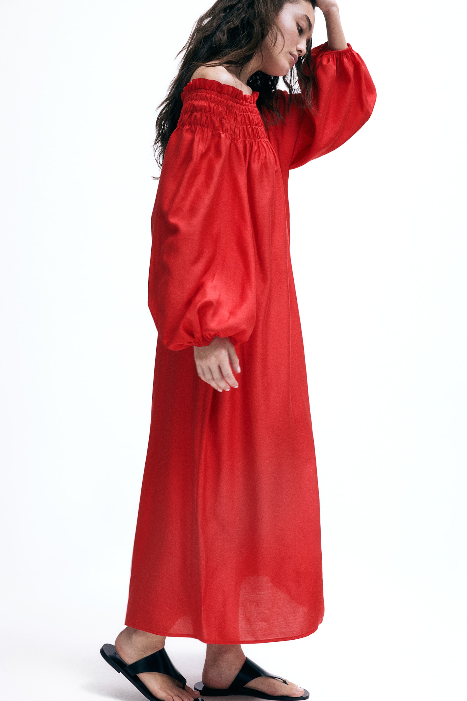 Robe oversize avec épaules nues - Rouge/Noir/motif - 5