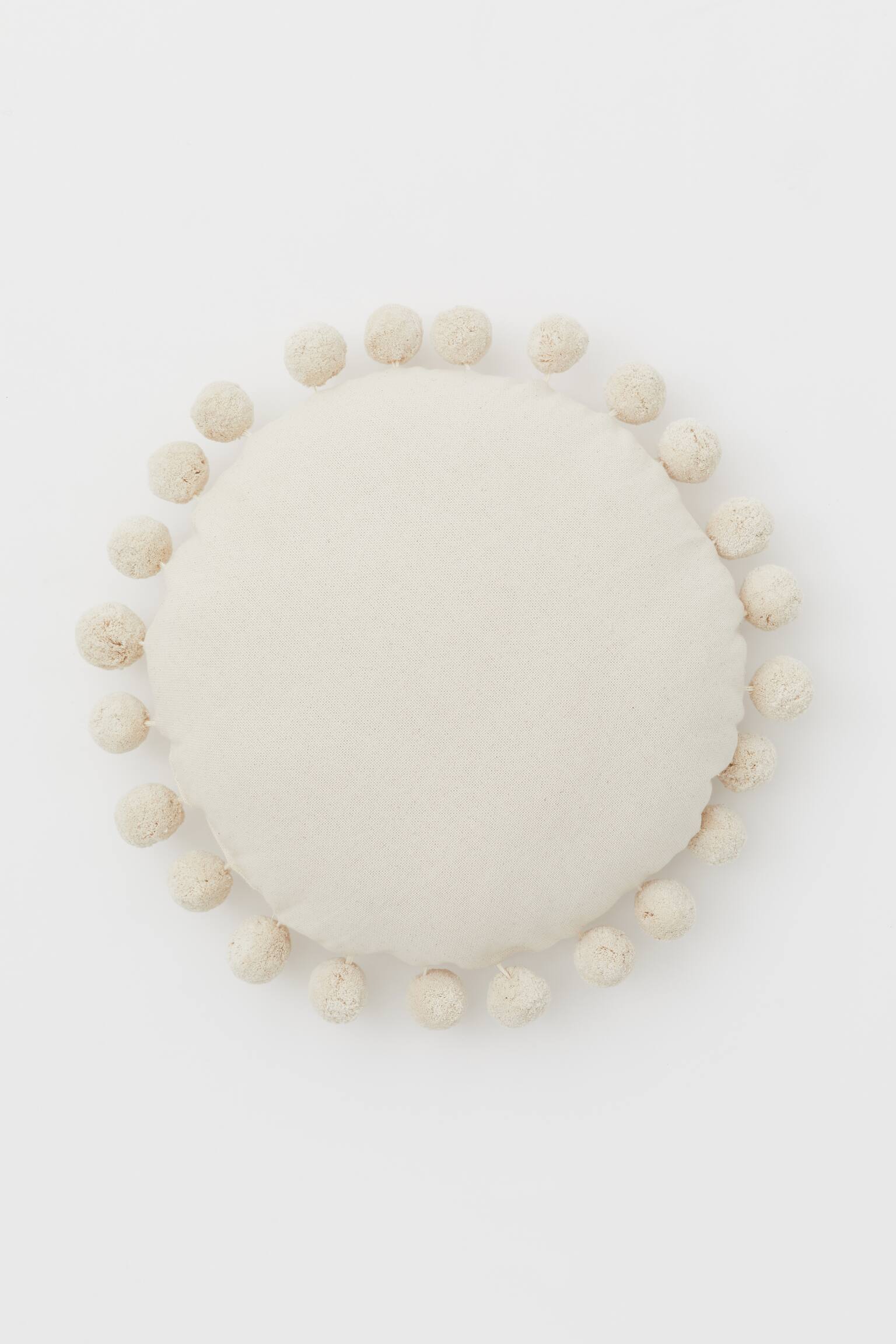 Round cushion with pompoms Light beige Home All H&M GB