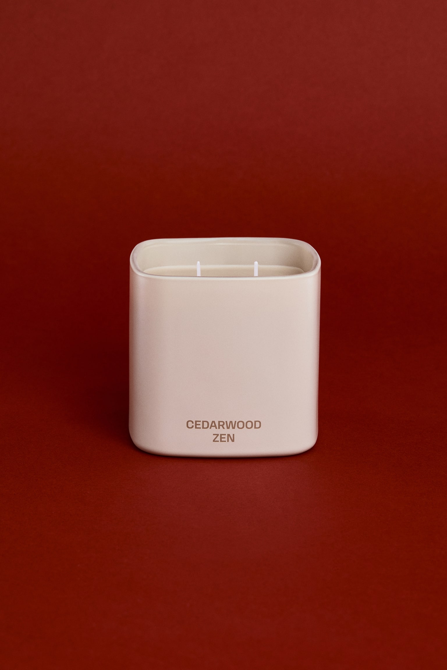 Grande bougie parfumée avec pot en verre - Cedarwood Zen/Golden Saffron/Dark Honey/Velvet Pistachio/White Orchid/Juniper Haze - 1