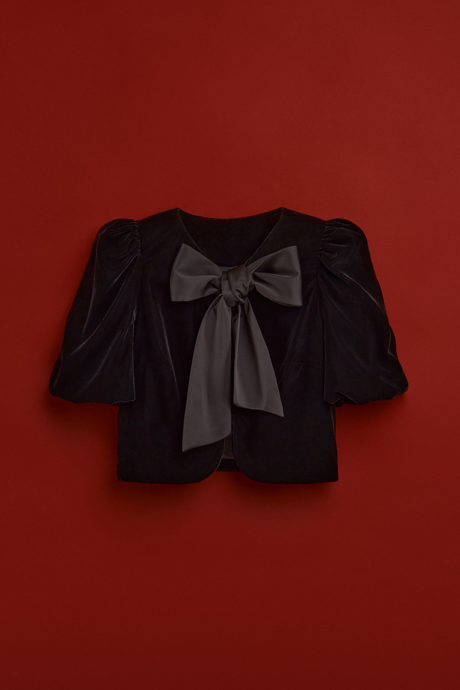 Topp med puffermer - Sort/Marineblå - 1