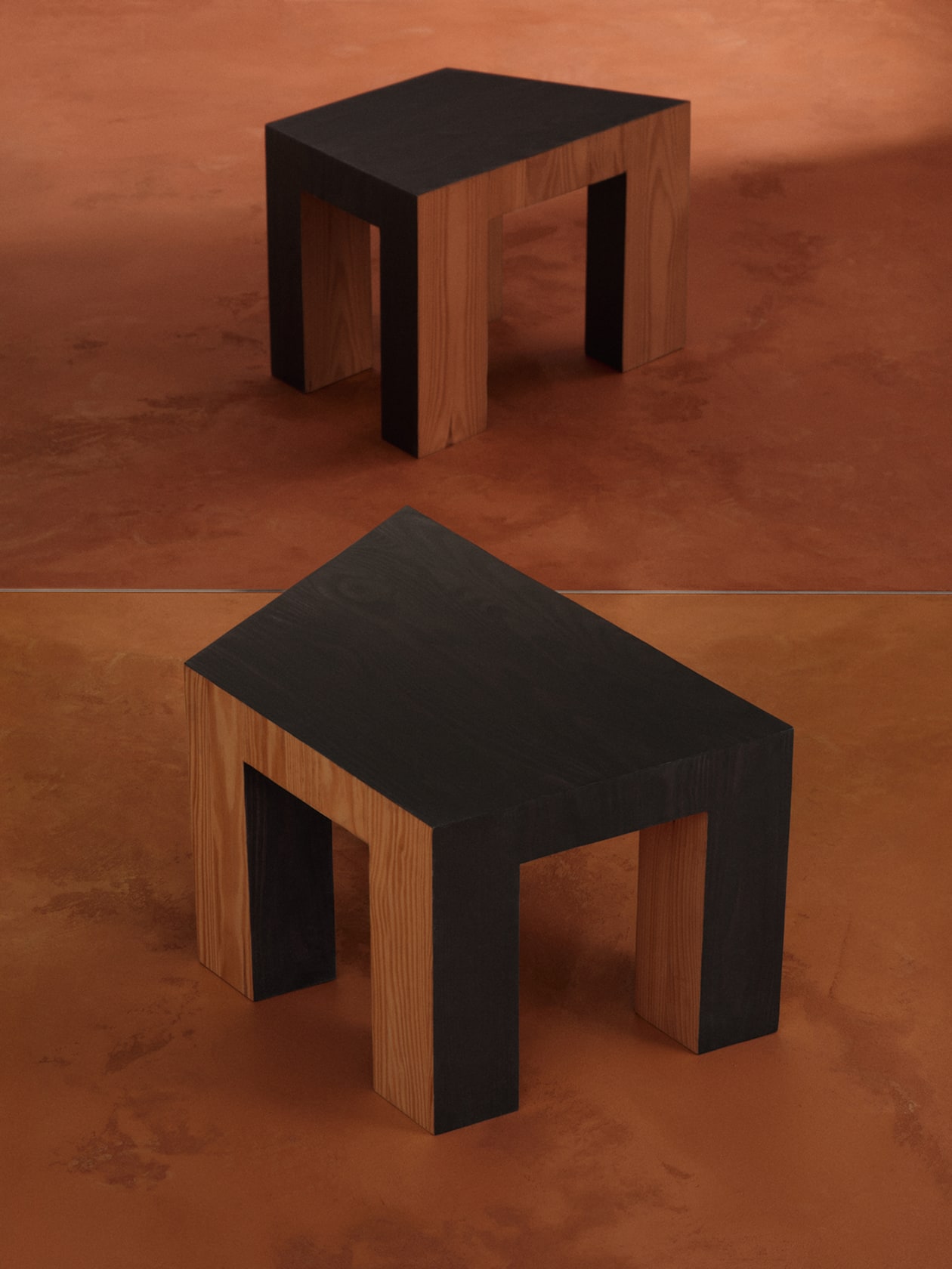 Kelly Wearstler x H&M HOME NOXEN stool โต๊ะข้างไม้และโลหะ
