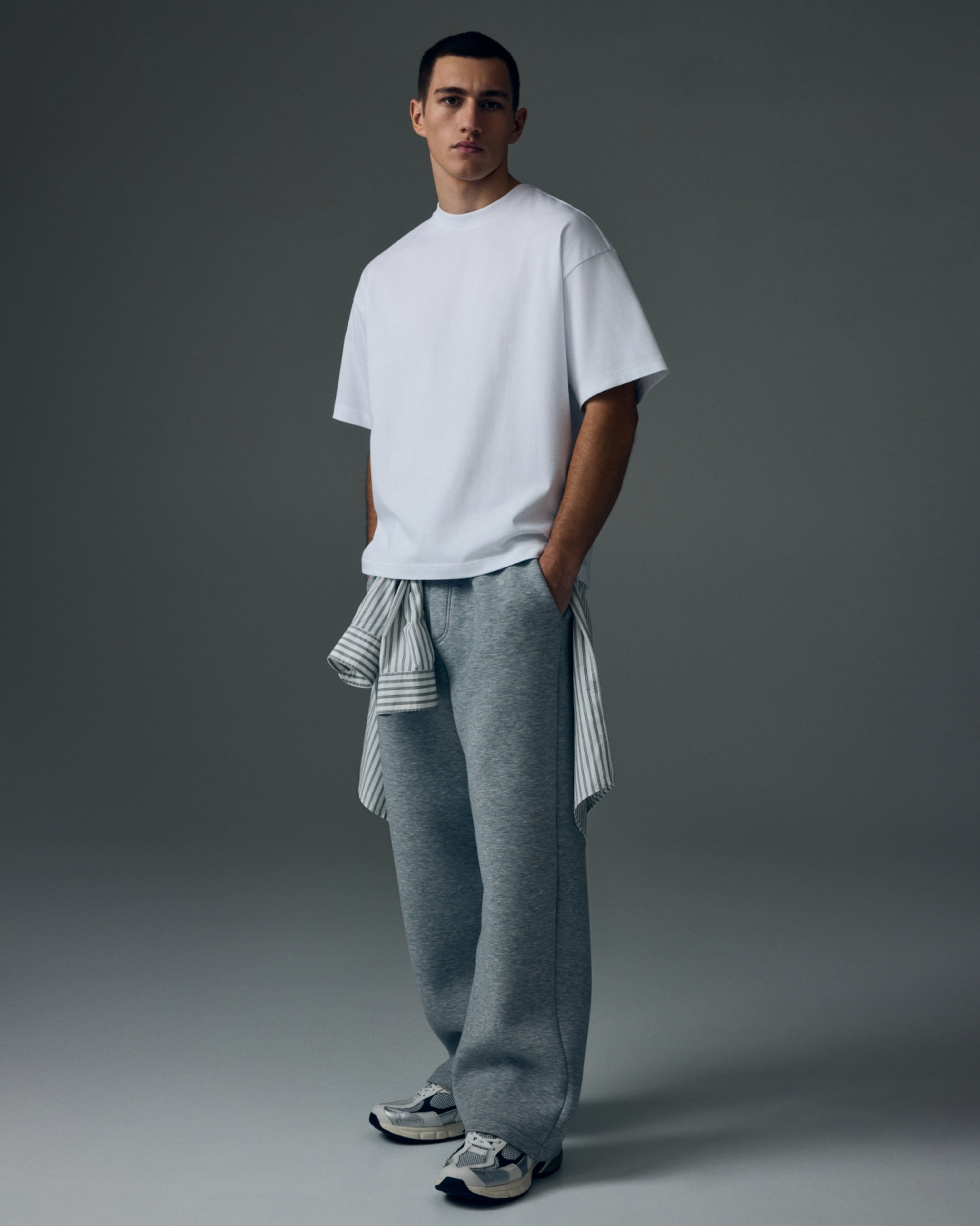 自由に着こなすTシャツ | H&M