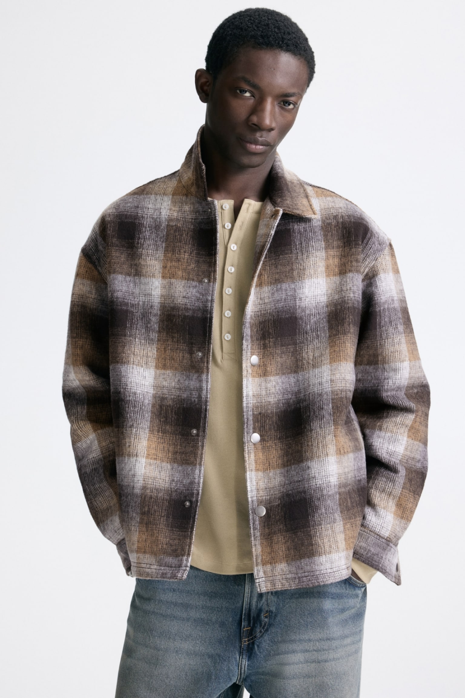 מעיל צמר ארוך