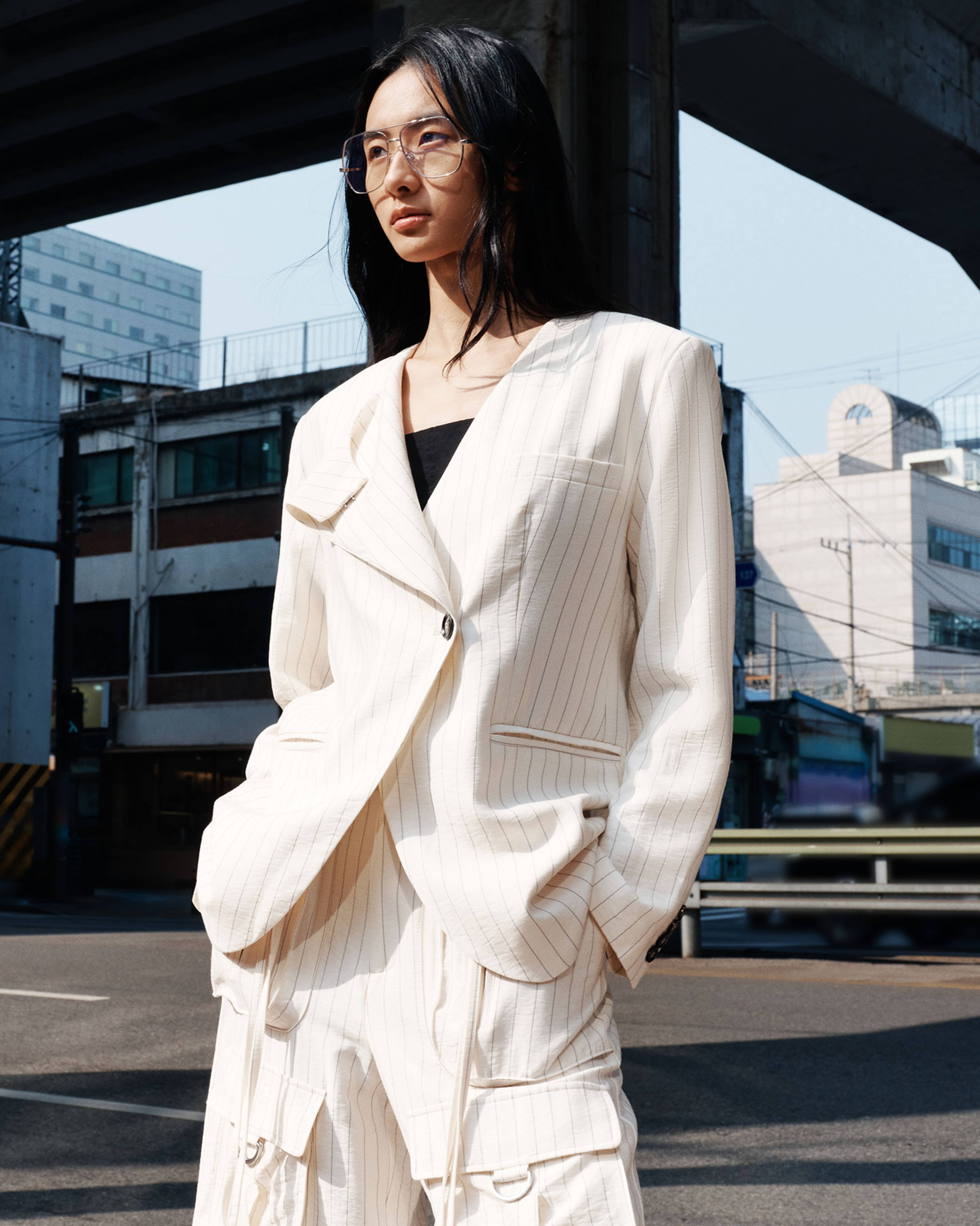 W14 REASL LADIES ASIA HUB T7L2