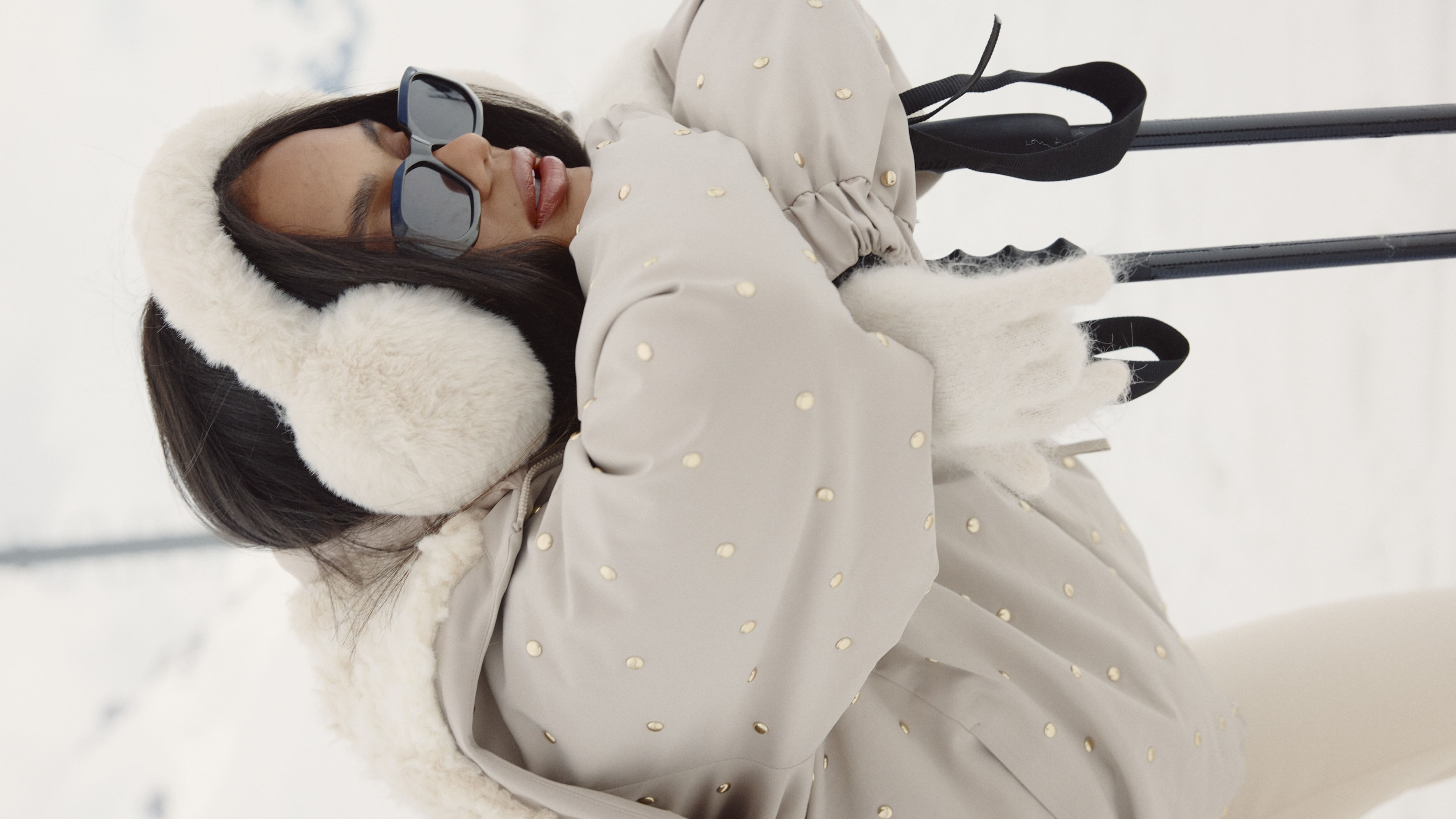 Après Edit ​by Move